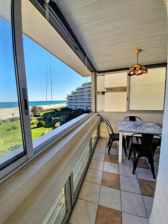 Appart Face A La Mer Les Pieds Dans L'Eau Canet-en-Roussillon Exterior photo
